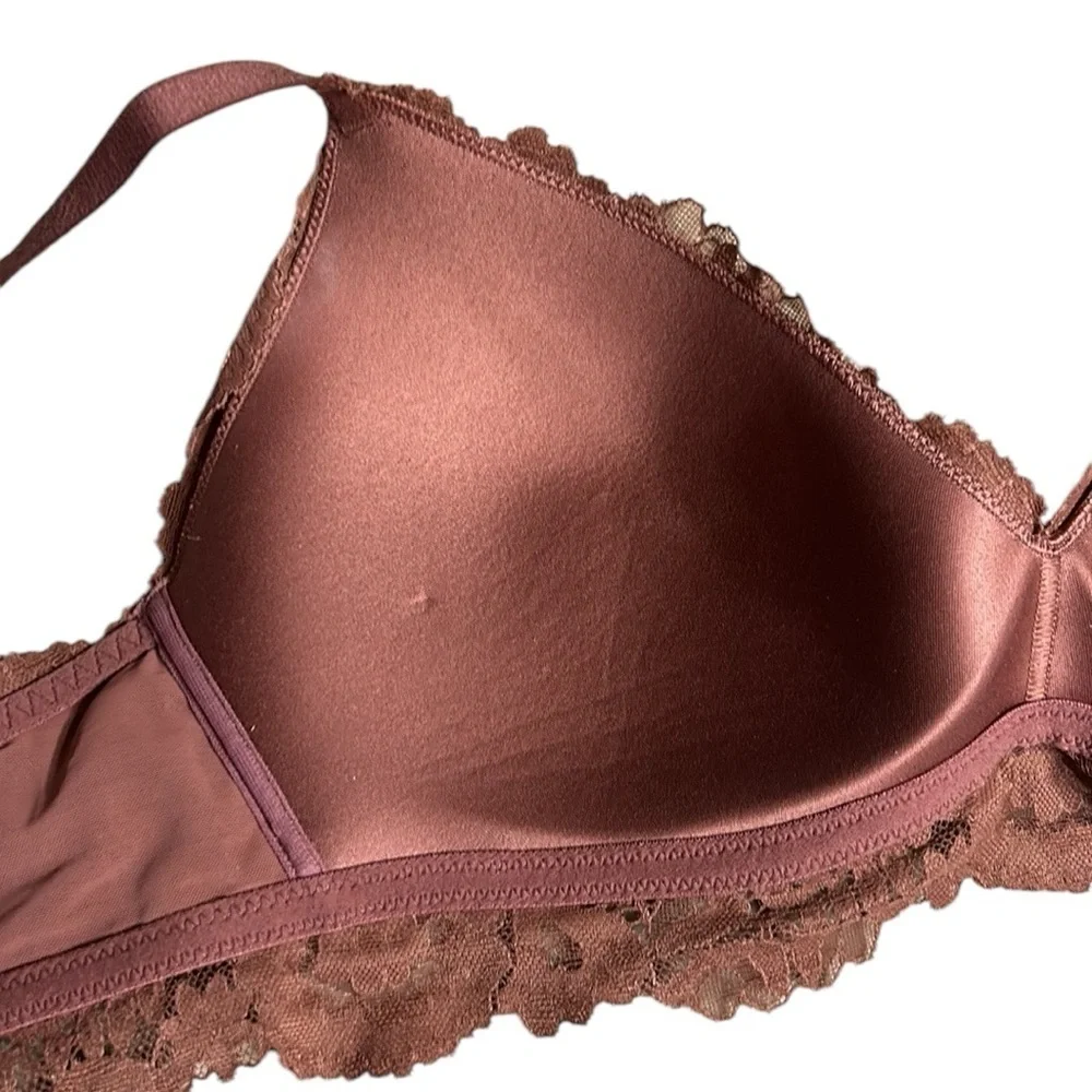 Aerie women 34 D bra ,wireless,embroidered,floral ,lace,sexy, feminine ,comfy - Picture 11 of 14